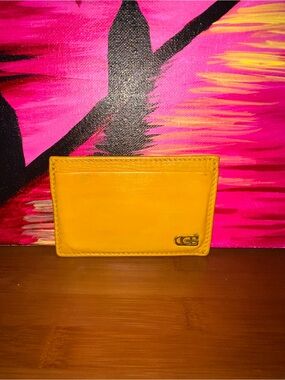 Gucci Yellow Leather Card & Key Holder with Metal Logo